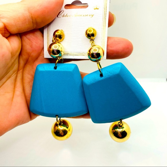 Earrings Square dangles Teal light weight wooden - Picture 9 of 9